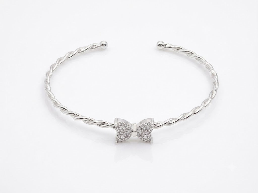 Bracelete Torcido com Gotas Centrais em Zircônia