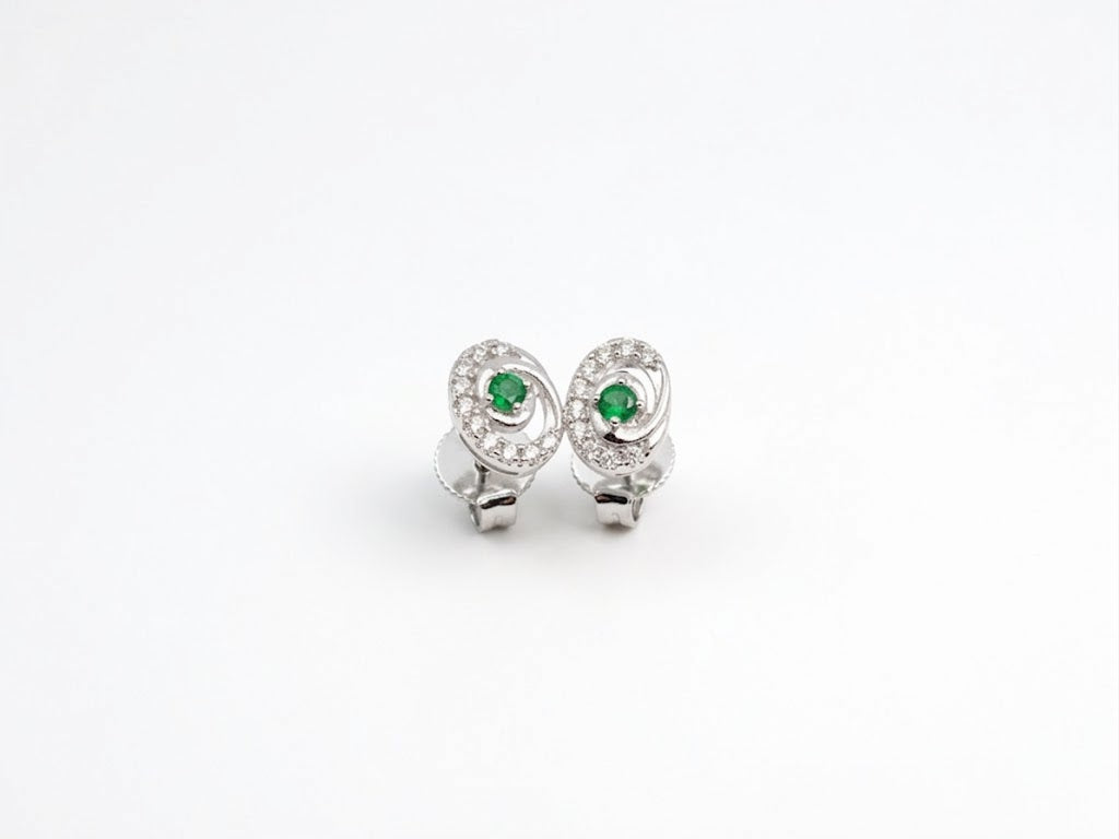Brinco Ear Cuff Anatômico Borboleta Cravejada