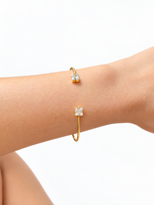 Bracelete Fino Aberto com Pontos de Luz