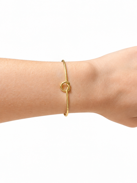 Bracelete Fino Aberto com Detalhe de Nó