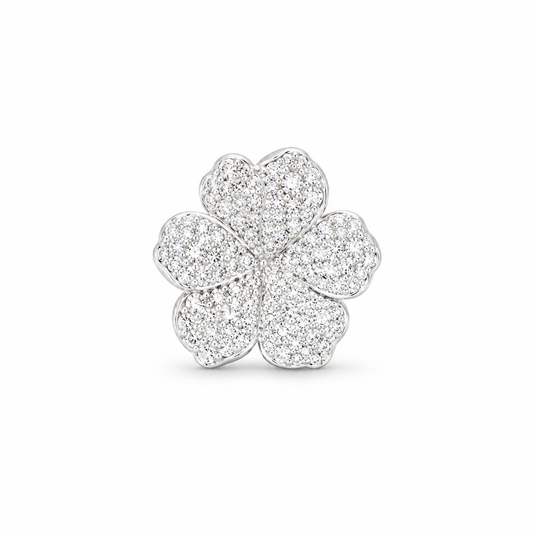 Brinco Flor de Cerejeira com Centro Cravejado
