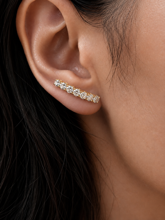 Brinco Ear Cuff Barra com Zircônias Baguete e Redondas