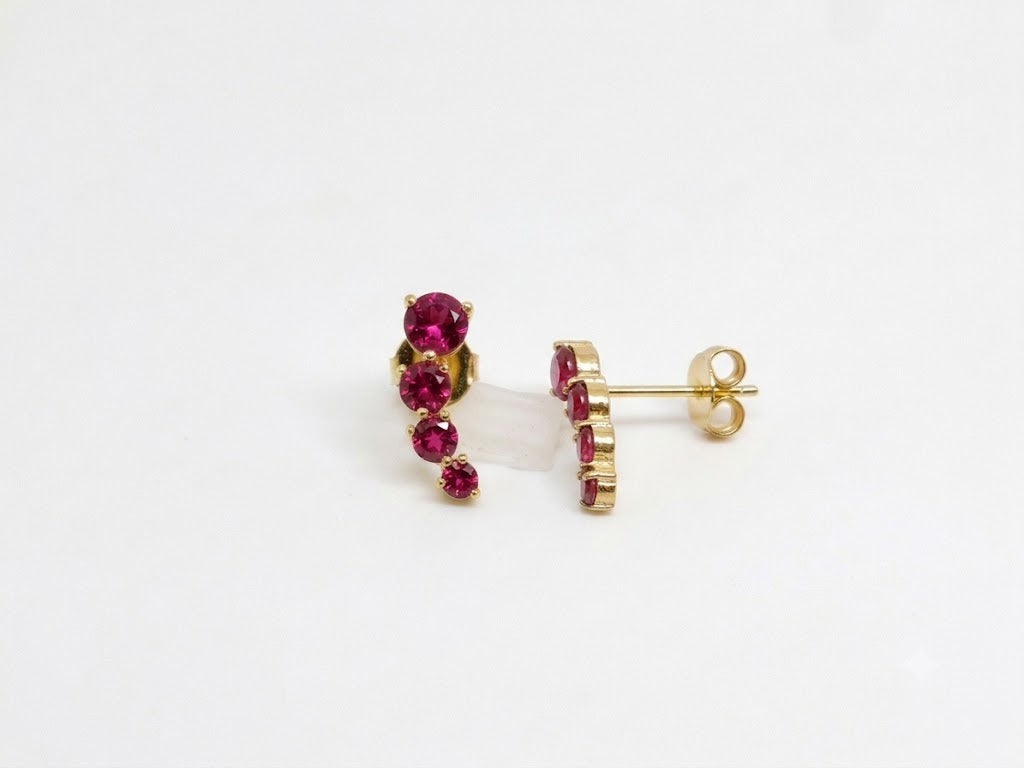 Brinco Ear Cuff Anatômico com Zircônias Facetadas