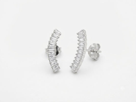 Brinco Ear Cuff Anatômico com Zircônias Baguete