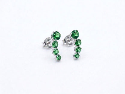 Brinco Ear Cuff Anatômico com Zircônias Facetadas