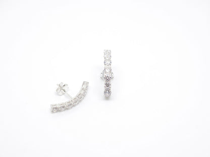 Brinco Ear Cuff Barra com Zircônias Baguete e Redondas