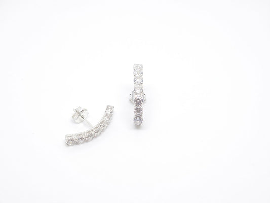 Brinco Ear Cuff Barra com Zircônias Baguete e Redondas