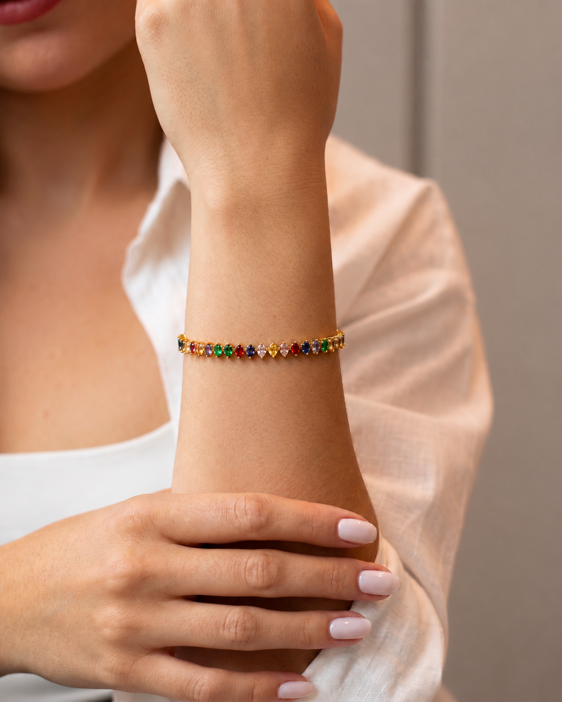 Pulseira com Zircônias Navetes Coloridas Contínuas