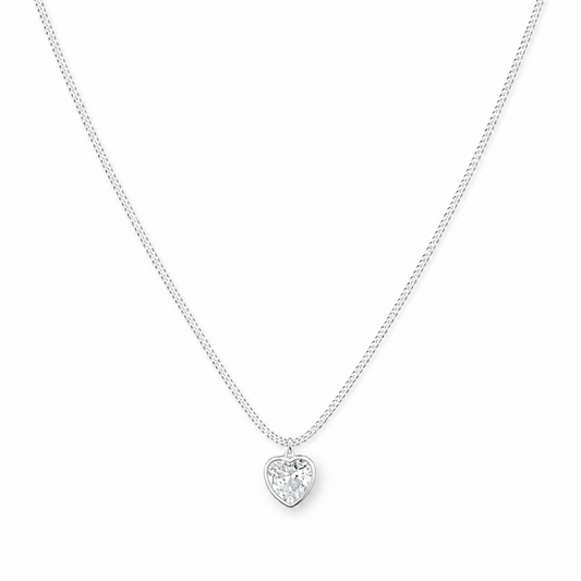 Colar com Pingente Coração Microcravejado em Pavê