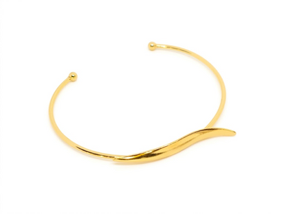 Bracelete Aberto com Design Orgânico Ondulado